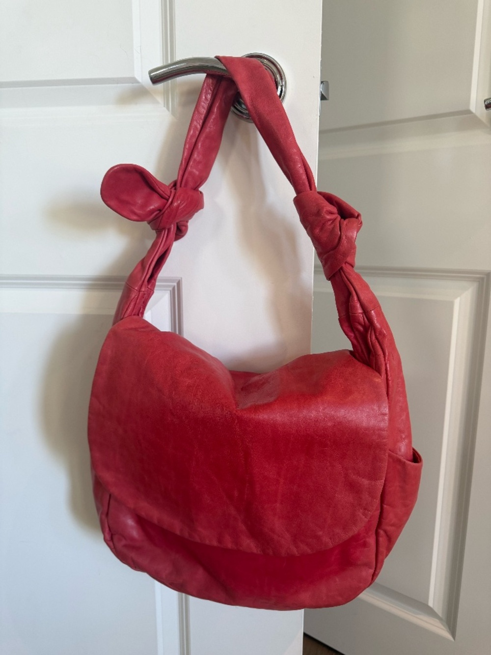 m0851 Knot Hobo Bag - Picture 1 of 5